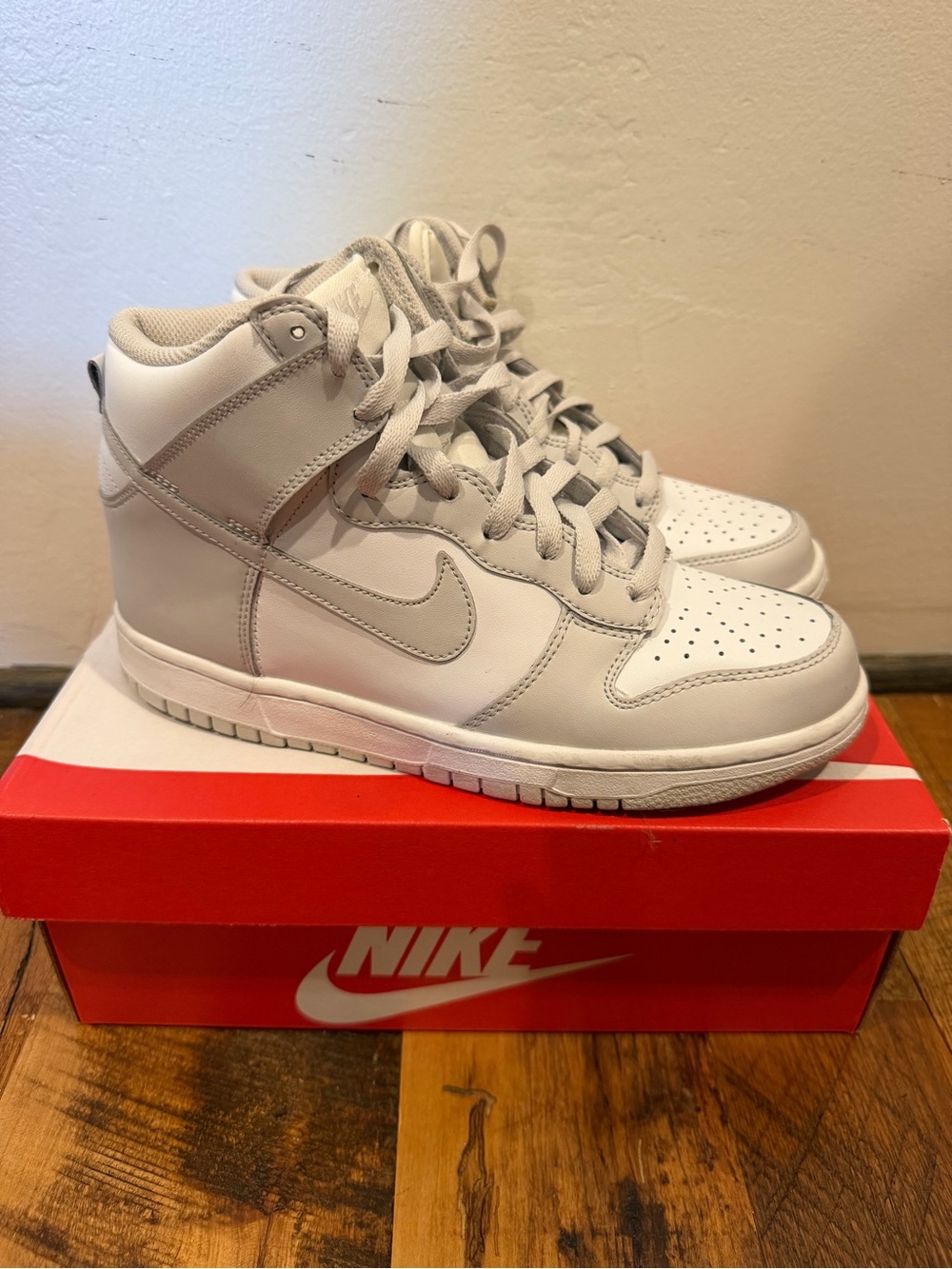 Nike Dunk High GS “Vast Grey” Sneakers DB2179-101 6.5Y/Women’s 8 Pre Owned